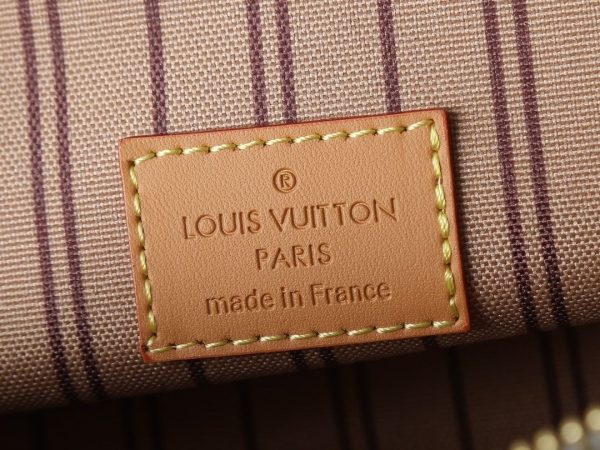 Luxury LV Handbag M82717-M28272-M27526-M28105 BC