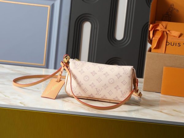 Luxury LV Handbag M28320-M28321-M82766 BC