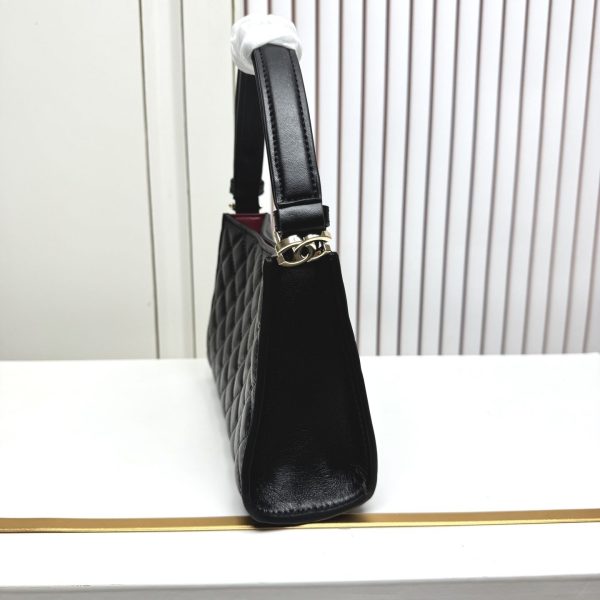 Luxury CN Handbag 6331 BC Luxury CN Handbag 6331 BC