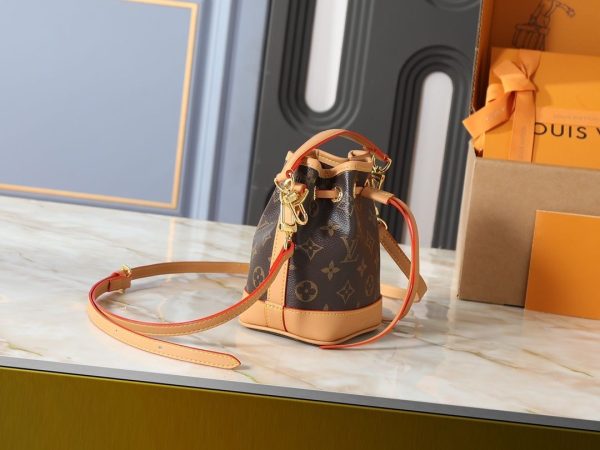 Luxury LV Handbag M82933-M46291-M81266 BC