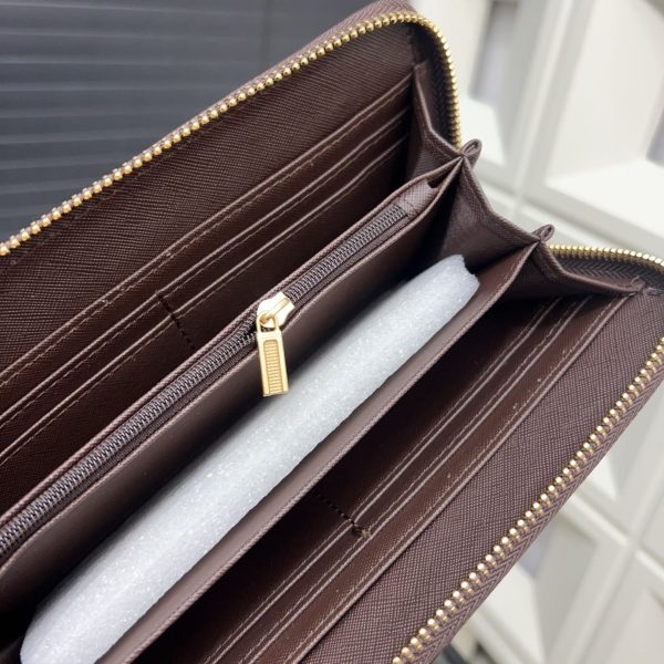 New Fashion LV Handbag LV062410 QA
