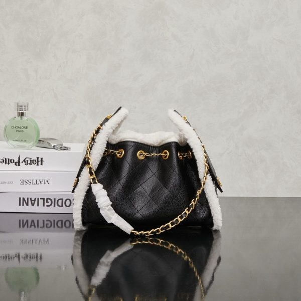 Luxury CN Handbag 2565 BC