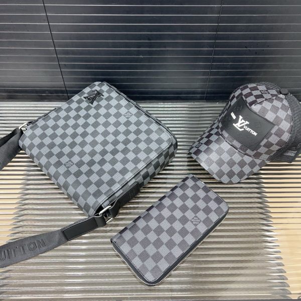 New Fashion LV Handbag LV062410 QA