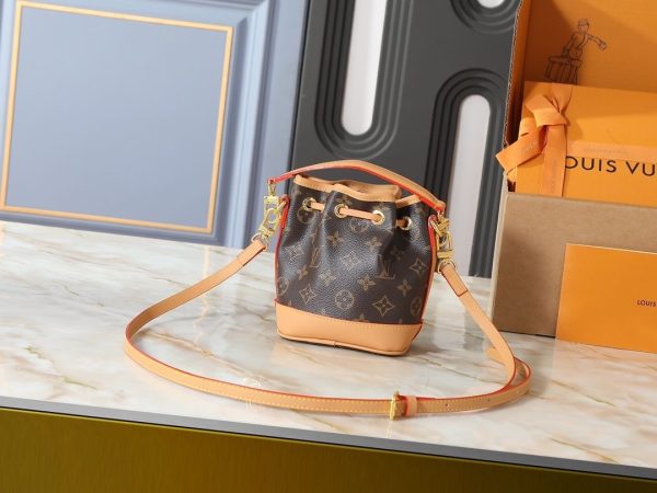 Luxury LV Handbag M82933-M46291-M81266 BC