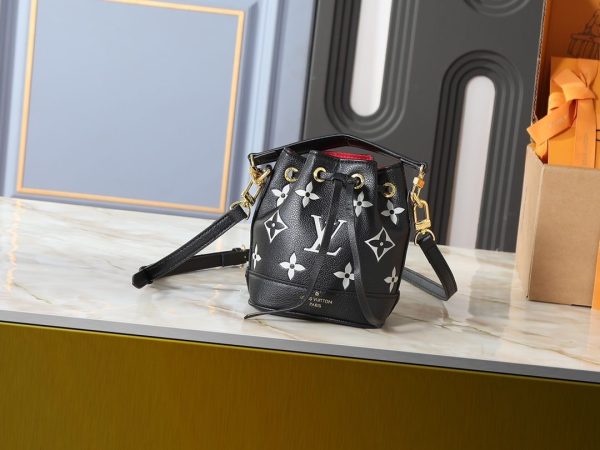 Luxury LV Handbag M82933-M46291-M81266 BC