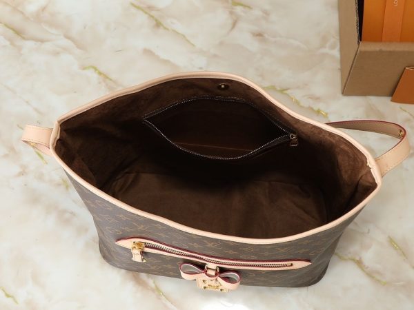 Luxury LV Handbag M27582-M27335 BC