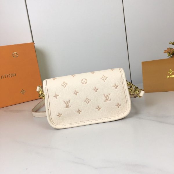 Luxury LV Handbag M13642-M83566-M45985 BC
