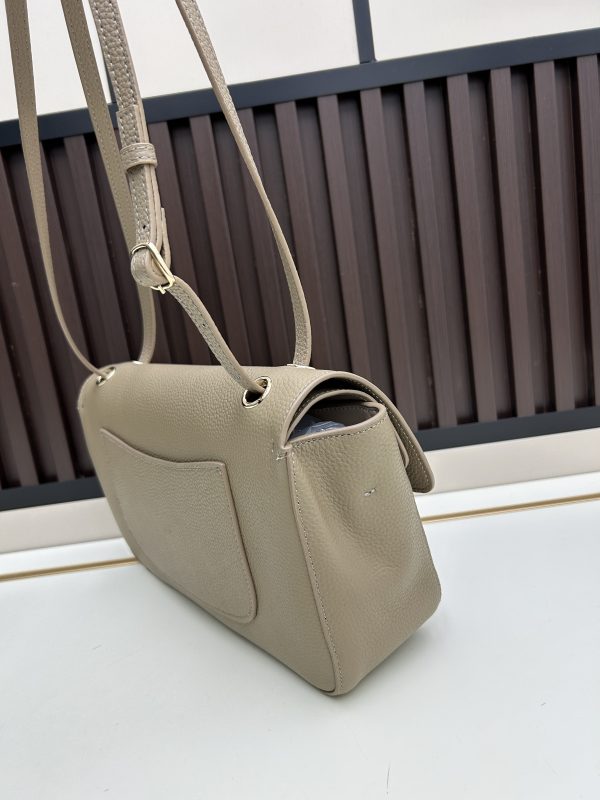Luxury CN Handbag C013 BC