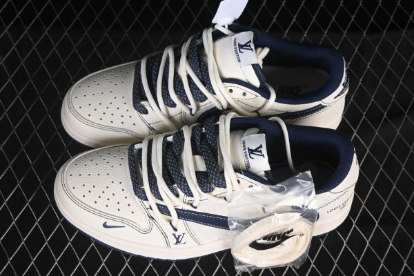AJ 1 Low x Travis Scott x LV HT5088-603