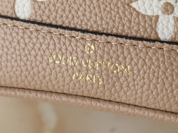 Luxury LV Handbag M82933-M46291-M81266 BC