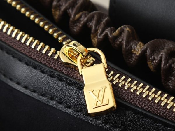 Luxury LV Handbag M27819-M27822 BC