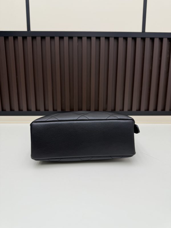 Luxury CN Handbag 07083 BC
