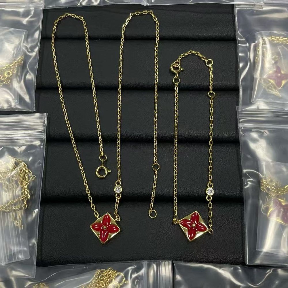 New Arrival LV Necklace 107
