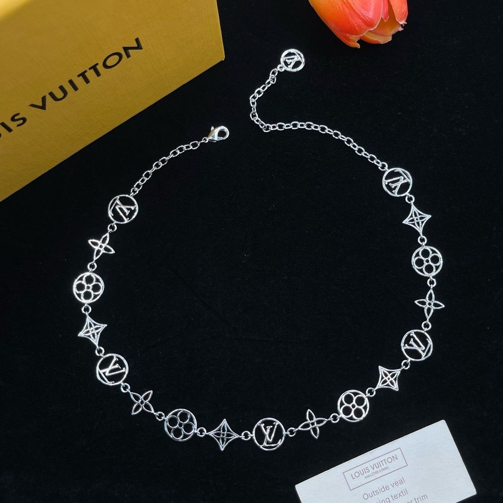 New Arrival LV Necklace 108