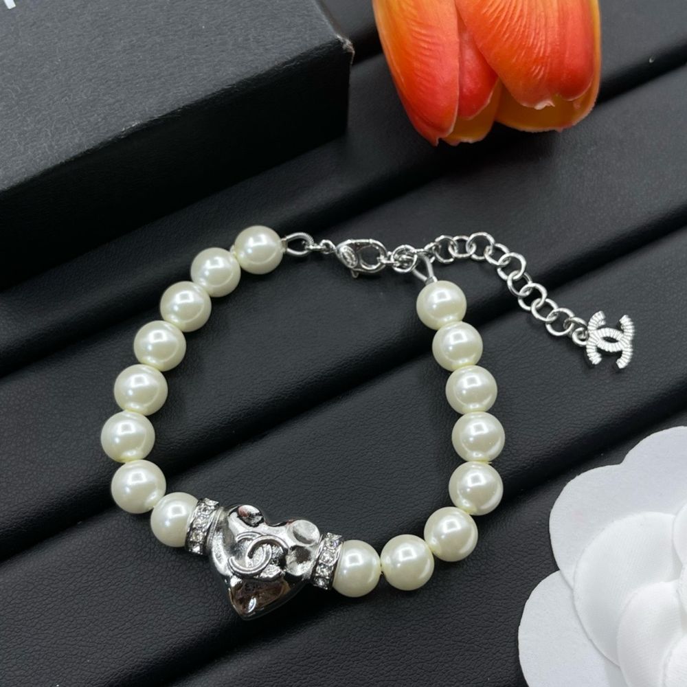 New Arrival Chanel Bracelet 032