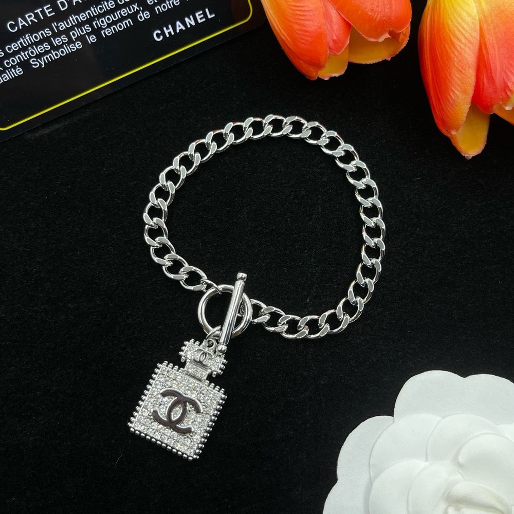 New Arrival Chanel Bracelet 056