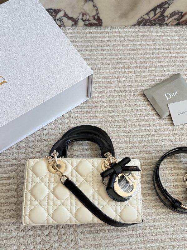 New Fashion DO Handbag D26381 QA
