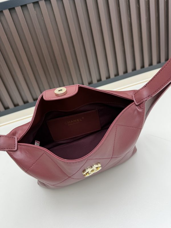 Luxury CN Handbag 07083 BC