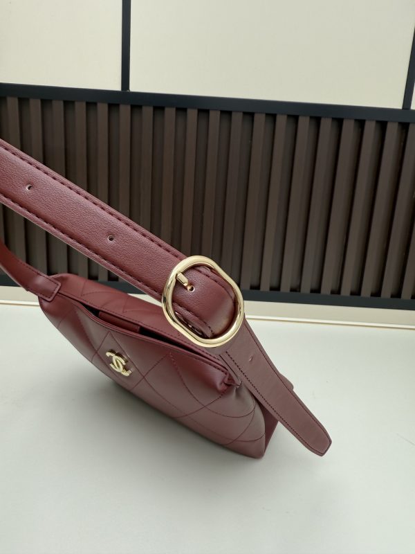 Luxury CN Handbag 07083 BC