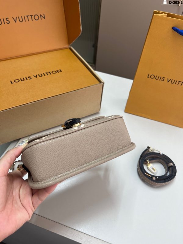 Modern Luxury Daily Bag L5072 FSC