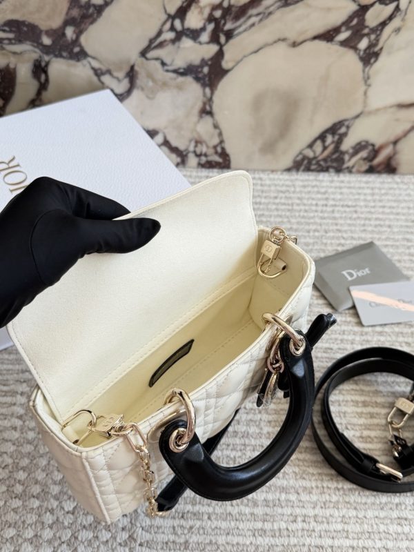 New Fashion DO Handbag D26381 QA