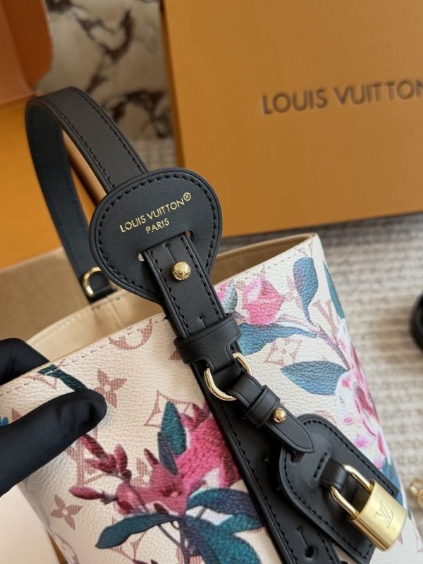 New Fashion LV Handbag LV263216 QA