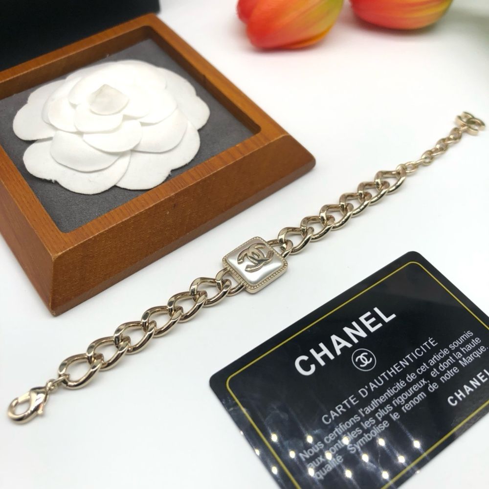 New Arrival Chanel Bracelet 106