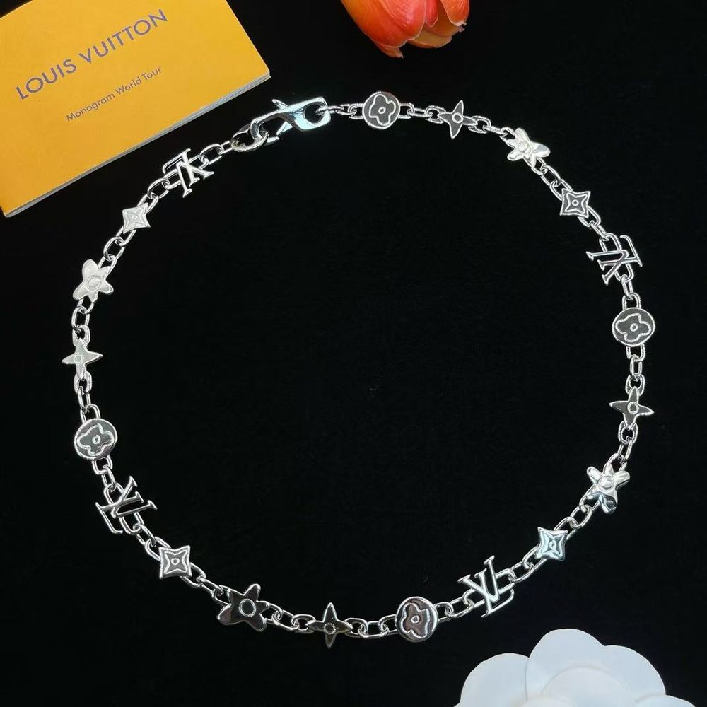 New Arrival LV Necklace 125