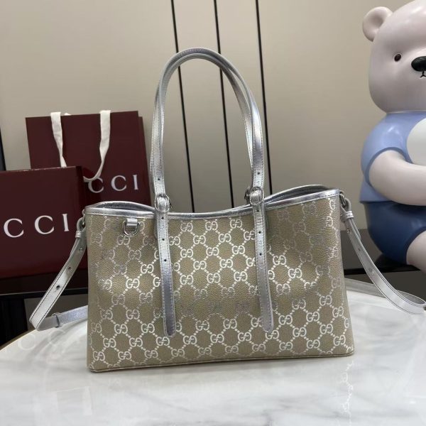 GG Emblem Medium Tote Bag 815214-2 QA