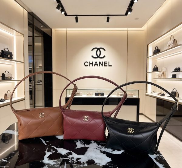 Luxury CN Handbag 07083 BC