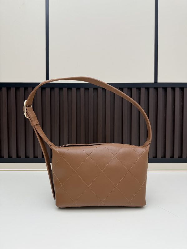 Luxury CN Handbag 07083 BC