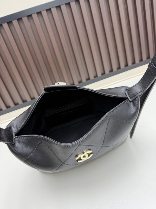 Luxury CN Handbag 07083 BC
