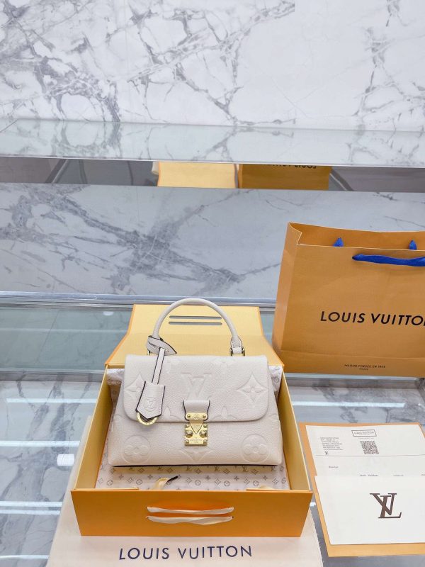 Modern Luxury Daily Bag L3484-1 FSC Modern Luxury Daily Bag L3484-1 FSC