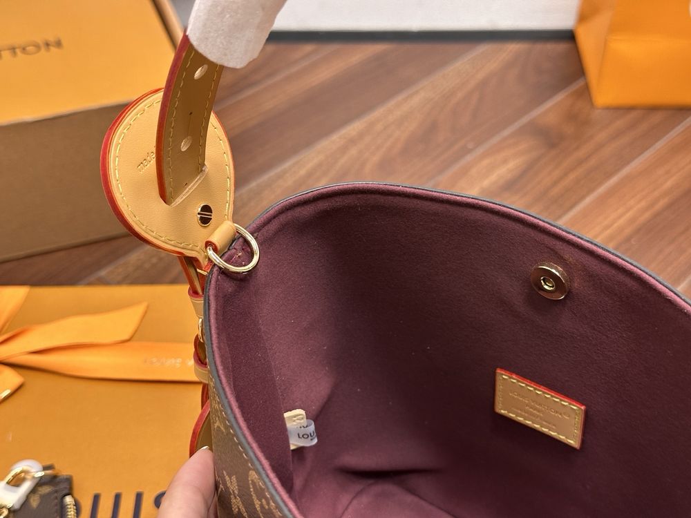 Modern Luxury Daily Bag L5146 FSC