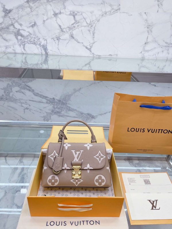 Modern Luxury Daily Bag L3484-1 FSC Modern Luxury Daily Bag L3484-1 FSC