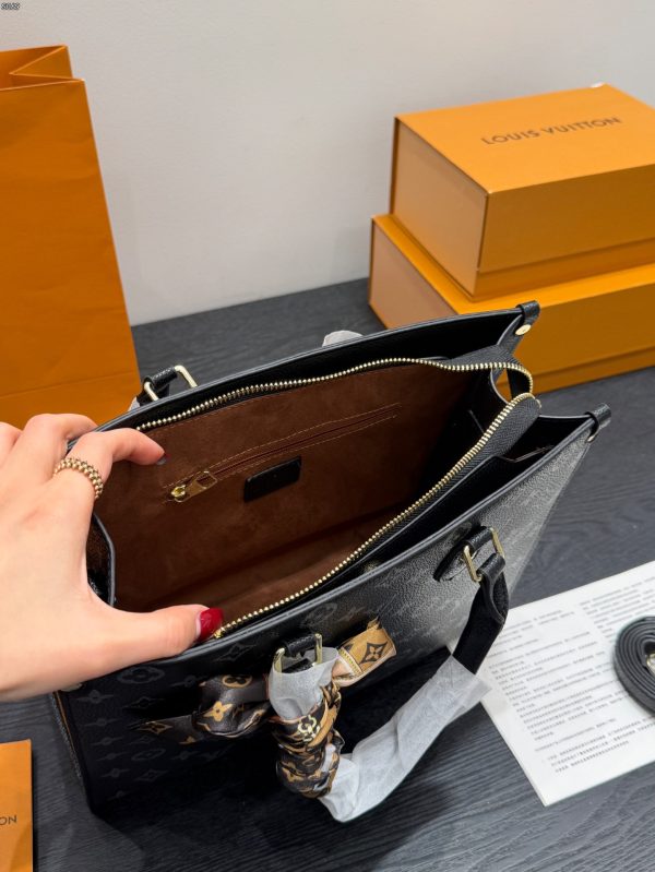 New Fashion LV Handbag LV264208 QA