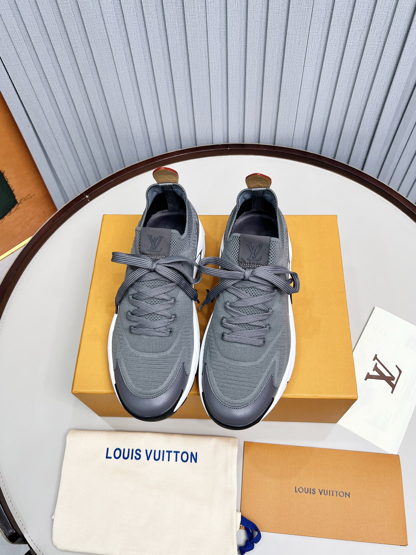 New Collection Fashion Shoes L3424-2 TEN New Collection Fashion Shoes L3424-2 TEN