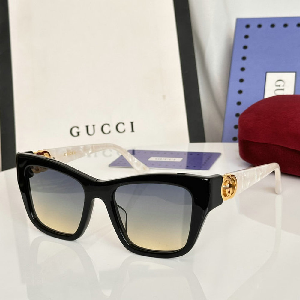 GG Interlocking G Square Cat-Eye Sunglasses 604010000