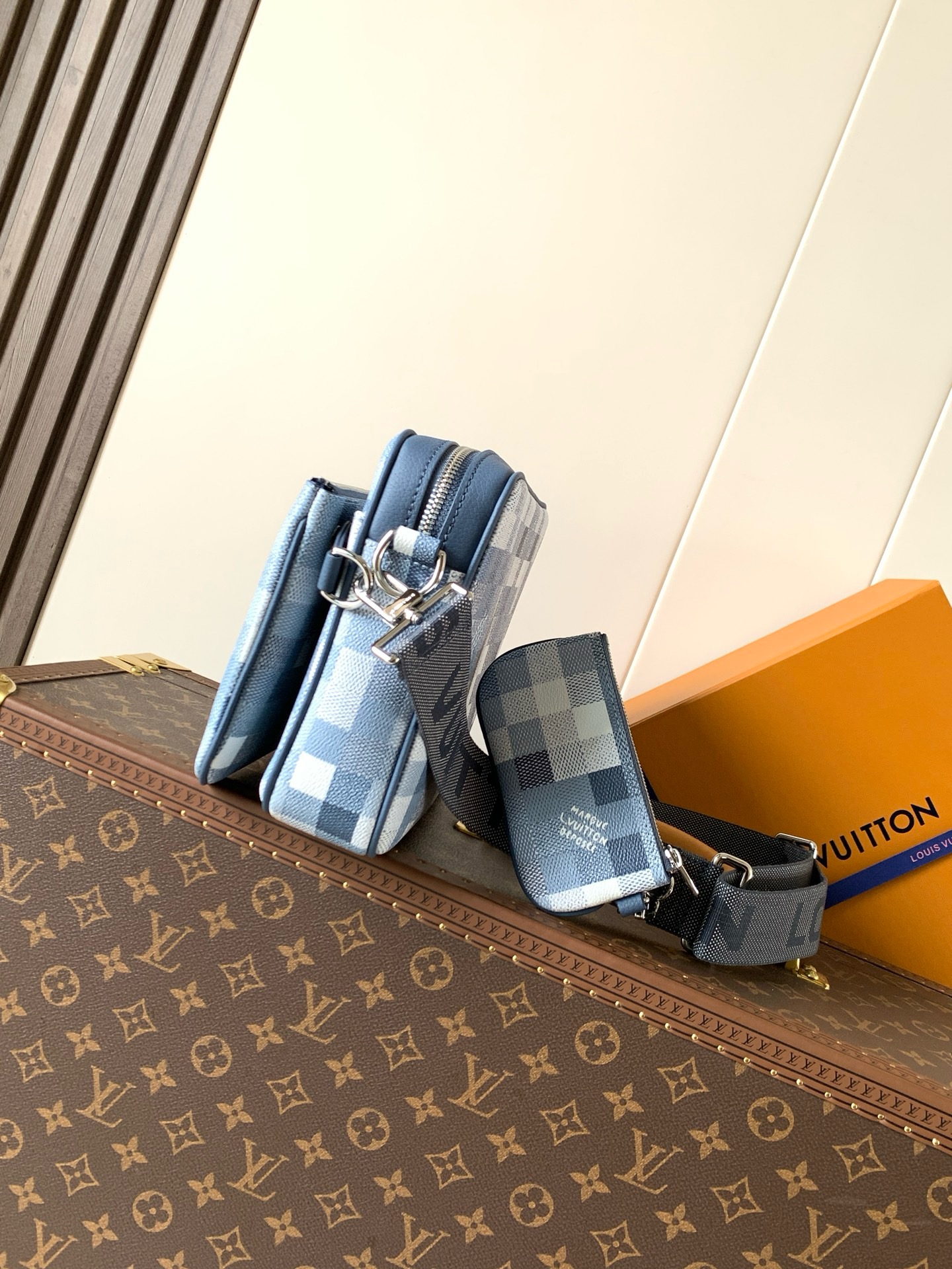 LV Trio Messenger KK03750 LV Trio Messenger KK03750