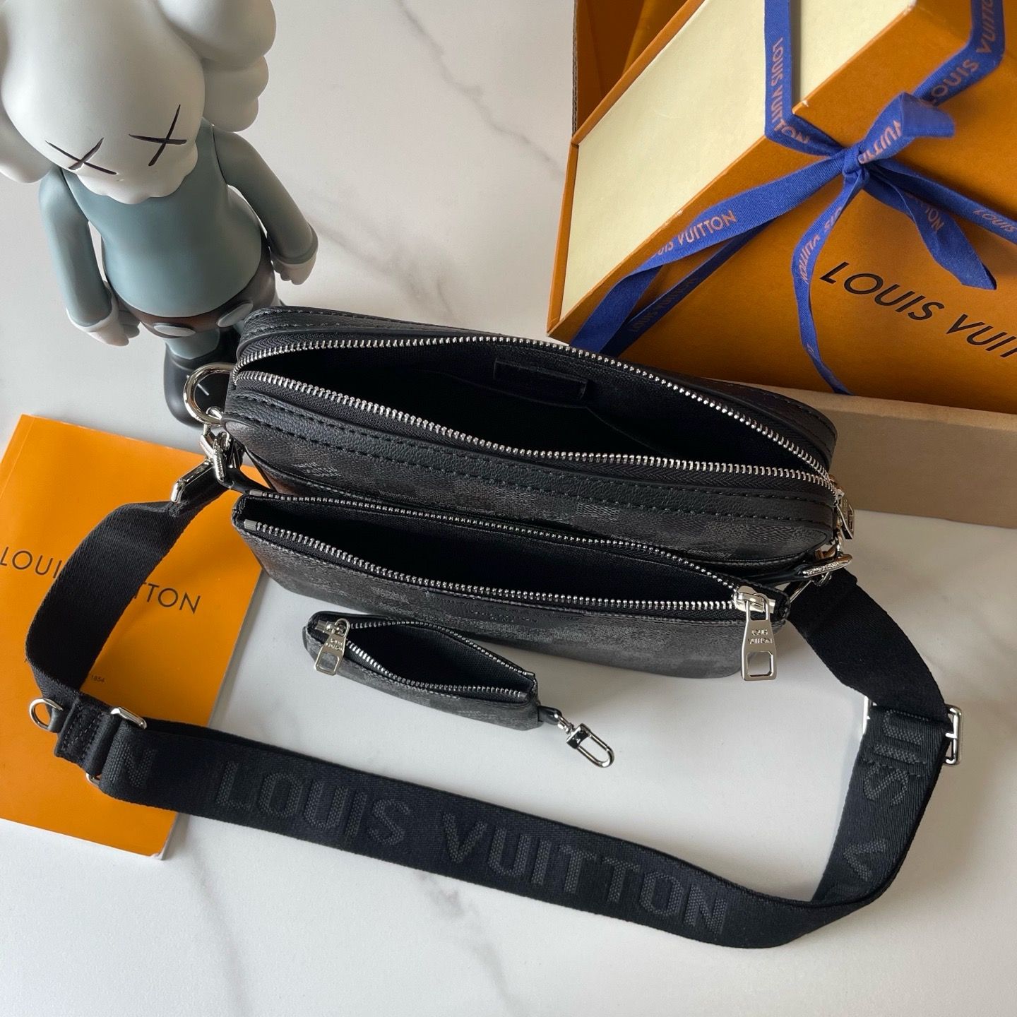 Daily Street Style LV Handbag 28601 QA