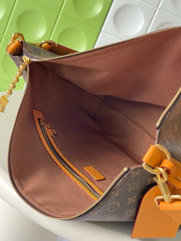 LV Monogram Vagabond Hobo Bag KK04150