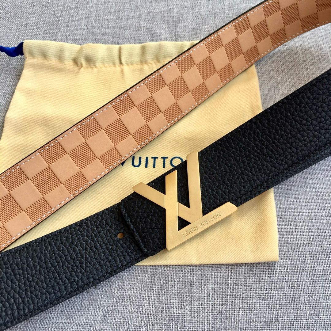LV Logo Belt 001