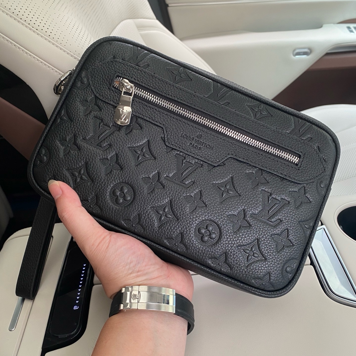LV Pochette Kasai Monogram Shadow Leather KK02750