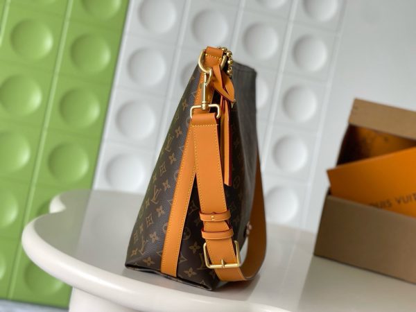 LV Monogram Vagabond Hobo Bag KK04150