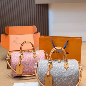 Daily Street Style LV Handbag LV266107 QA