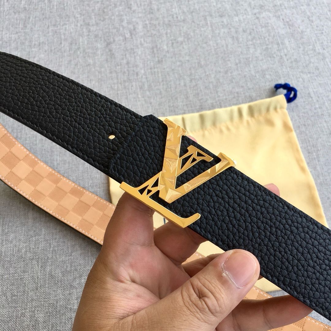 LV Logo Belt 001