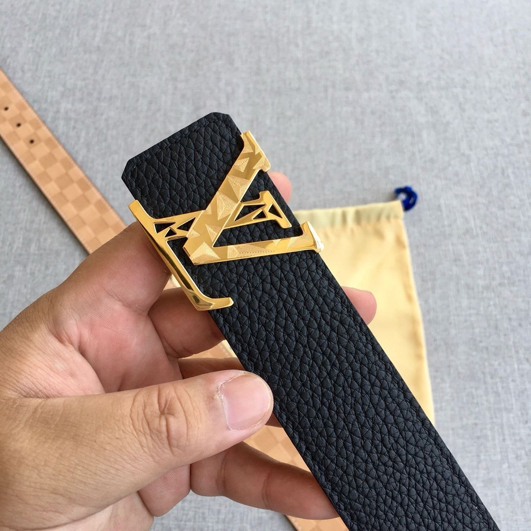 LV Logo Belt 001