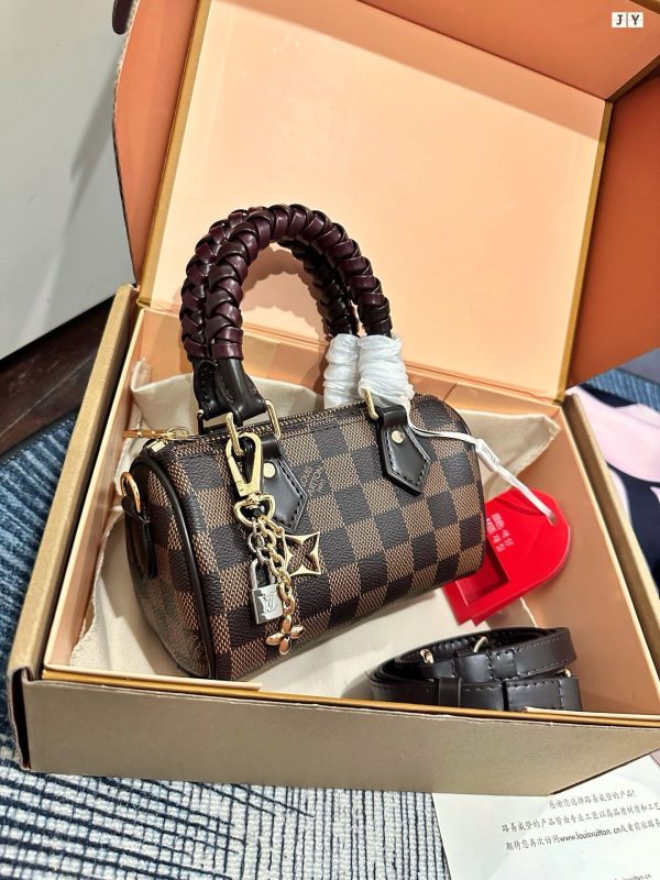 LV Speedy Bandoulière 20 Bag C2301150