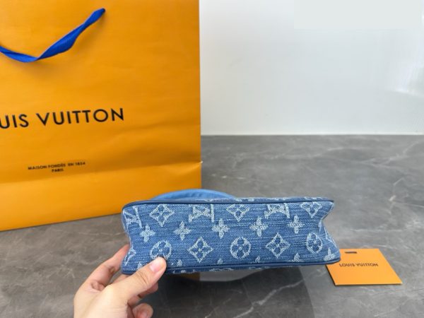 Daily Street Style LV Handbag DLV1 QA
