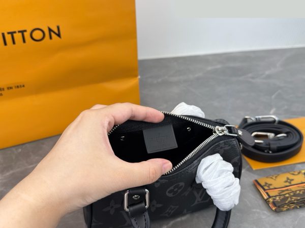Daily Street Style LV Handbag DLV1 QA